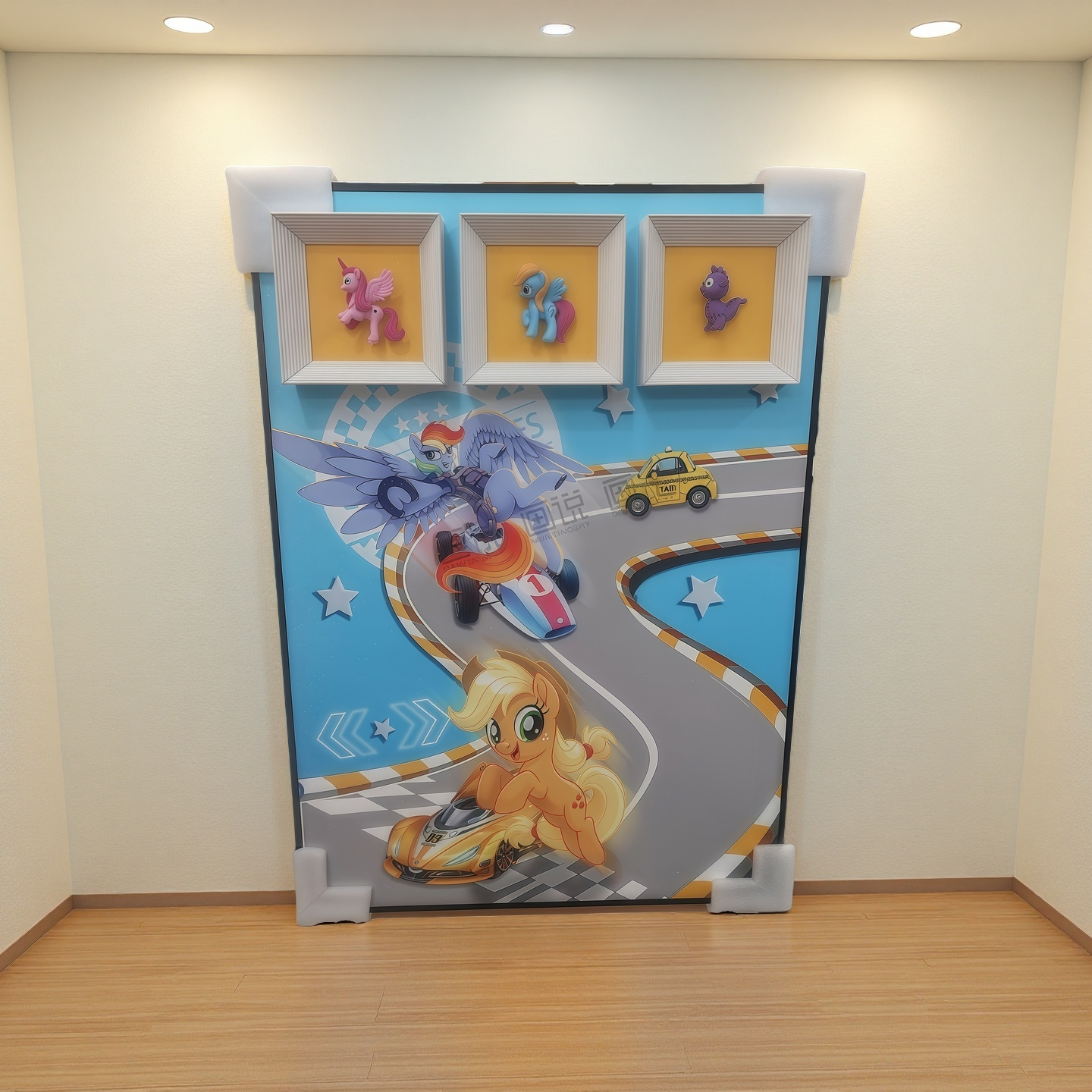 3D Pony Racing Wall Art for Kids, Colorful Figurine Decor Mounted on Wall – 50×70cm