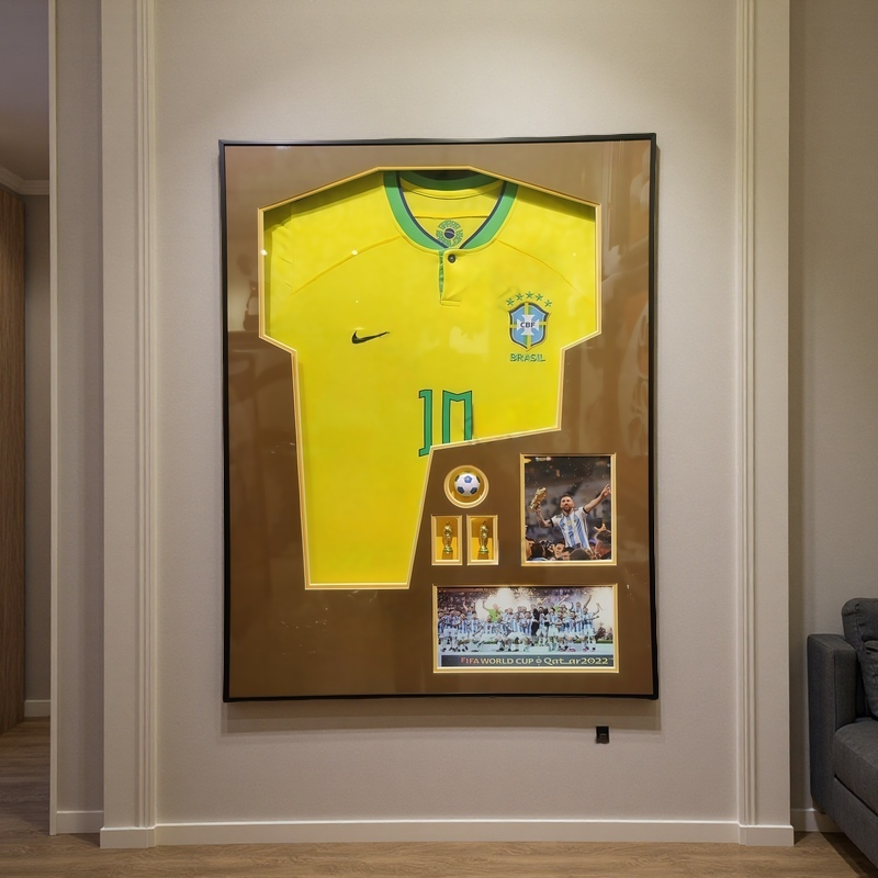 Brazil National Team 3D Football Jersey Display Frame with Openable Transparent Cover, 60×80cm