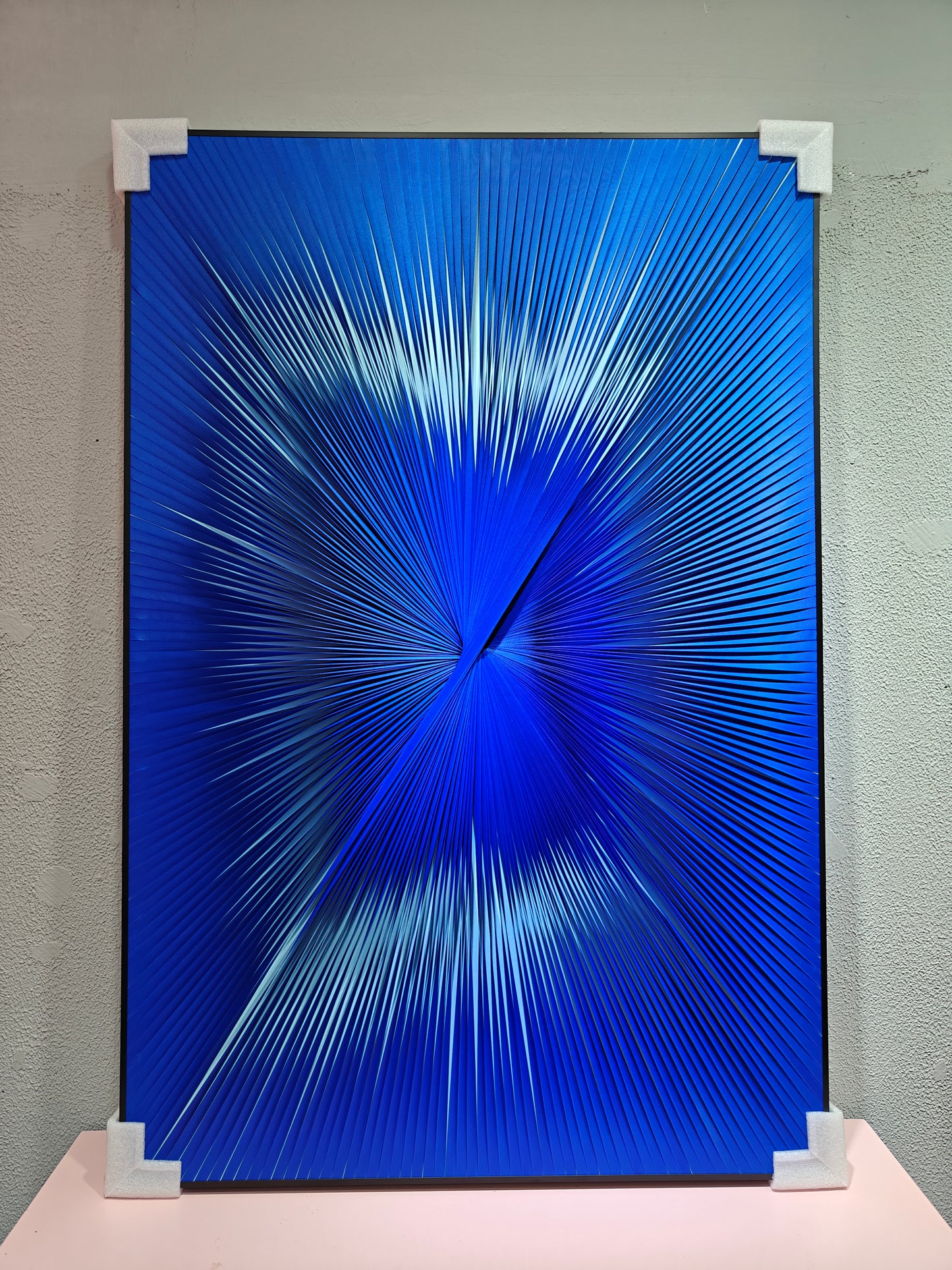 Gradient blue and white ribbon textured wall art 80x120cm modern home decor