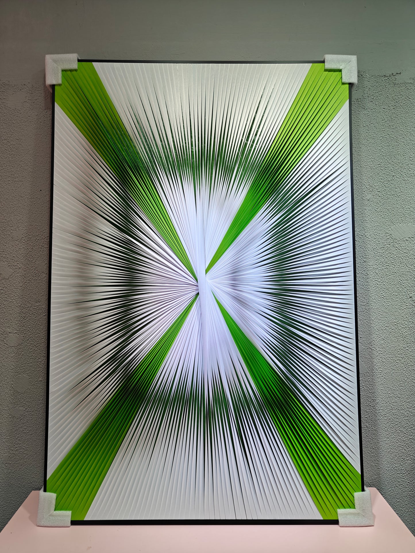 Gradient green and white ribbon textured wall art, 80x120cm canvas for modern home decor