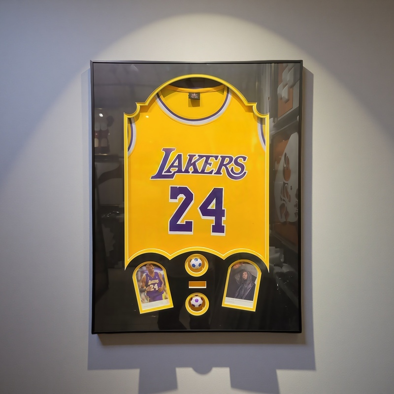 60×80cm Kobe Bryant Lakers Jersey Wall Art – Openable Frame Display